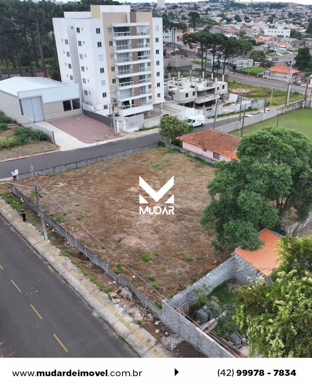 Terreno de esquina no Órfãs - Foto 5