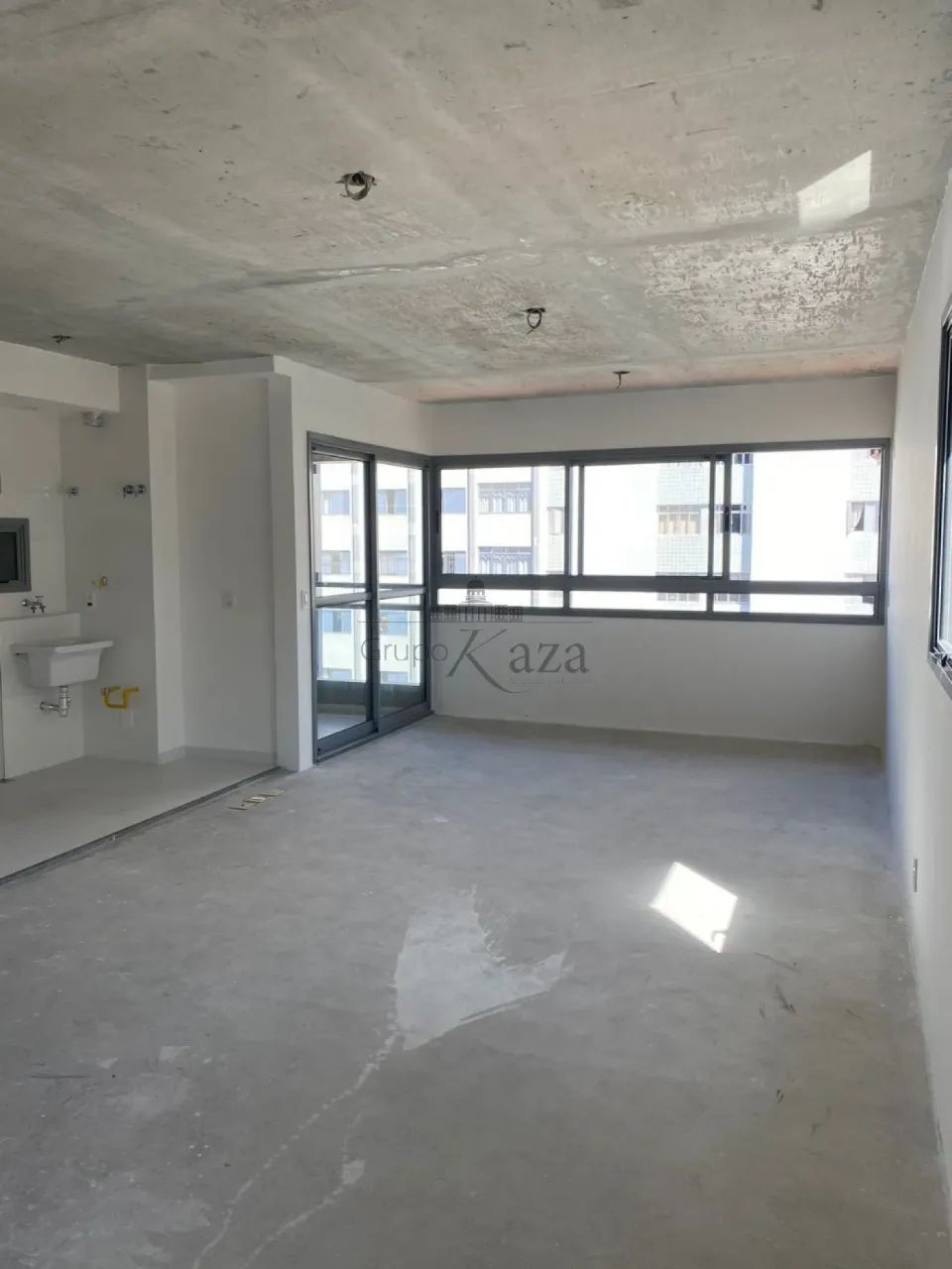 Apartamento - Perdizes - 2 Dormitórios - 1 Suíte - 85m².