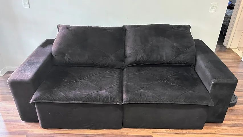 Sofá Retrátil e Reclinável 2,40m Veludo Preto - 2 Módulos - Foto 2