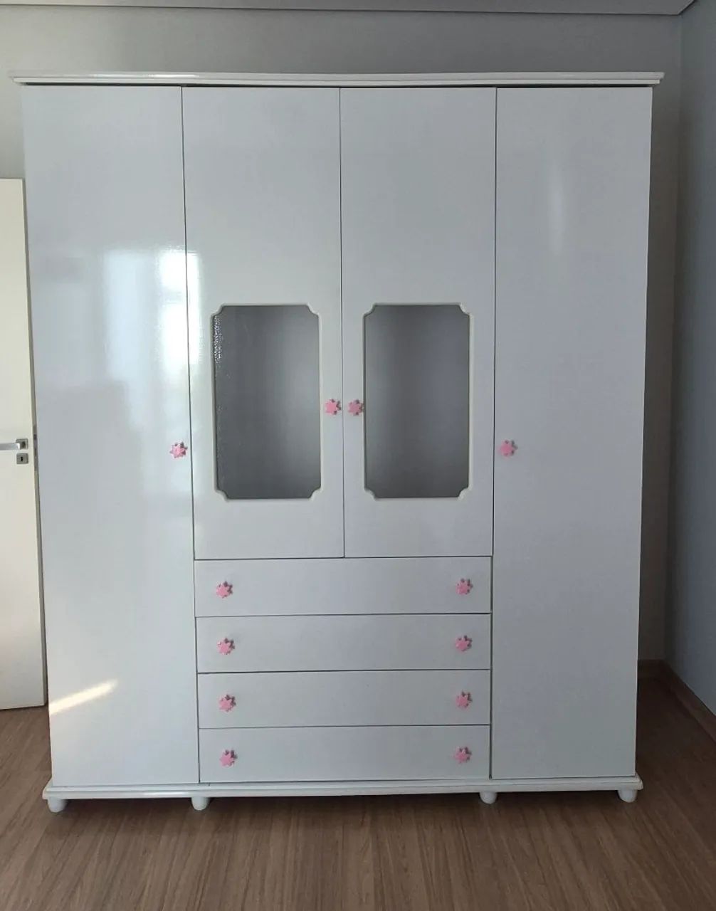 Guarda roupa infantil
