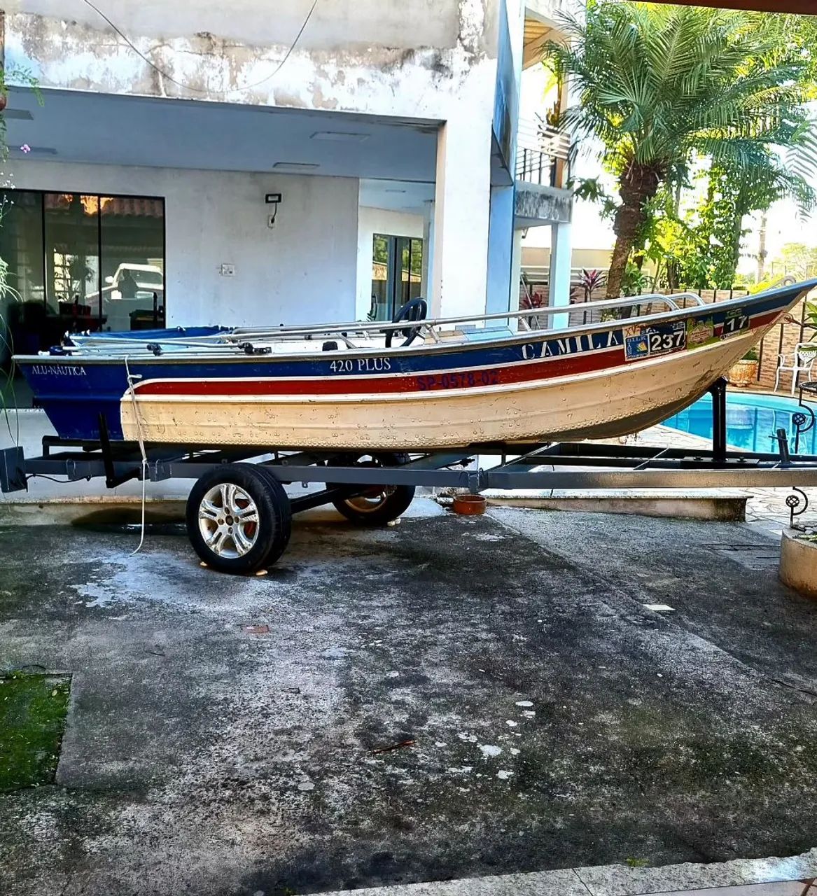 Vende-se Barco com motor e carreta - Foto 4