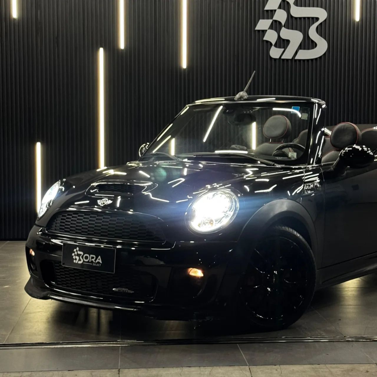 Mini Cooper Cabrio John Works 2.0 Aut. 2014 - Foto 2