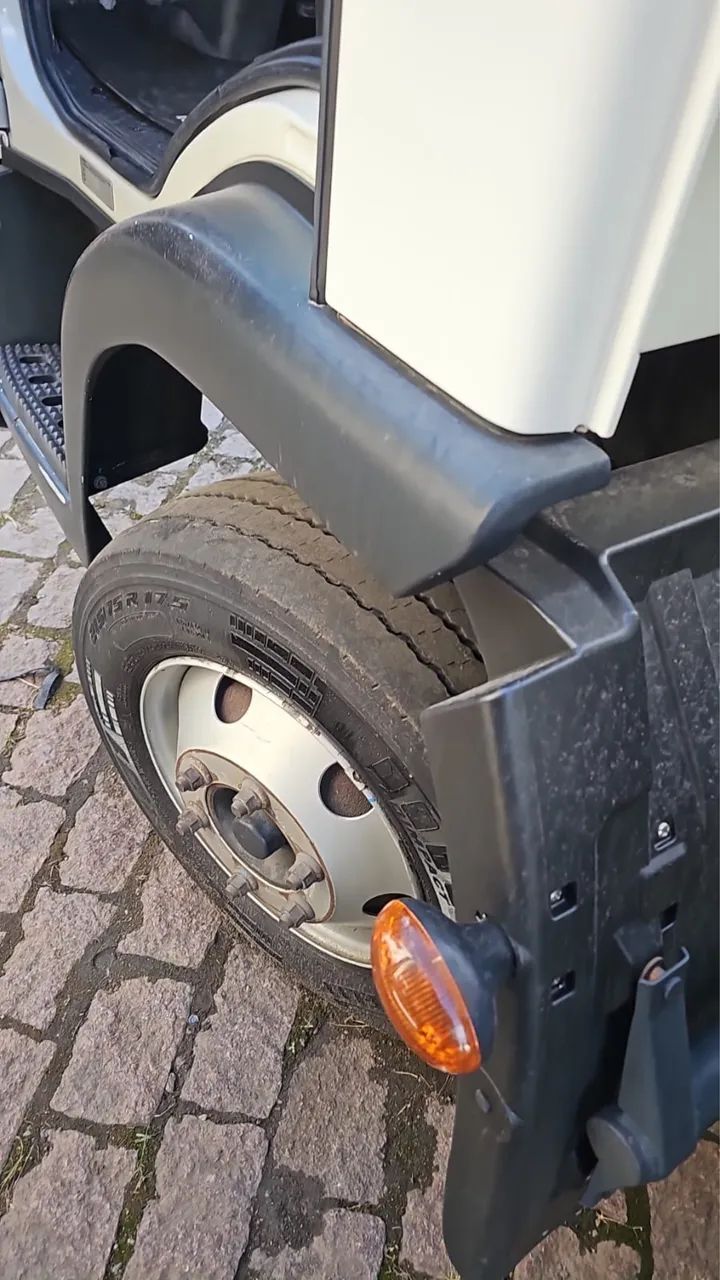 Iveco. Tector 9 190. No chassi. Ano 2021.    - Foto 2