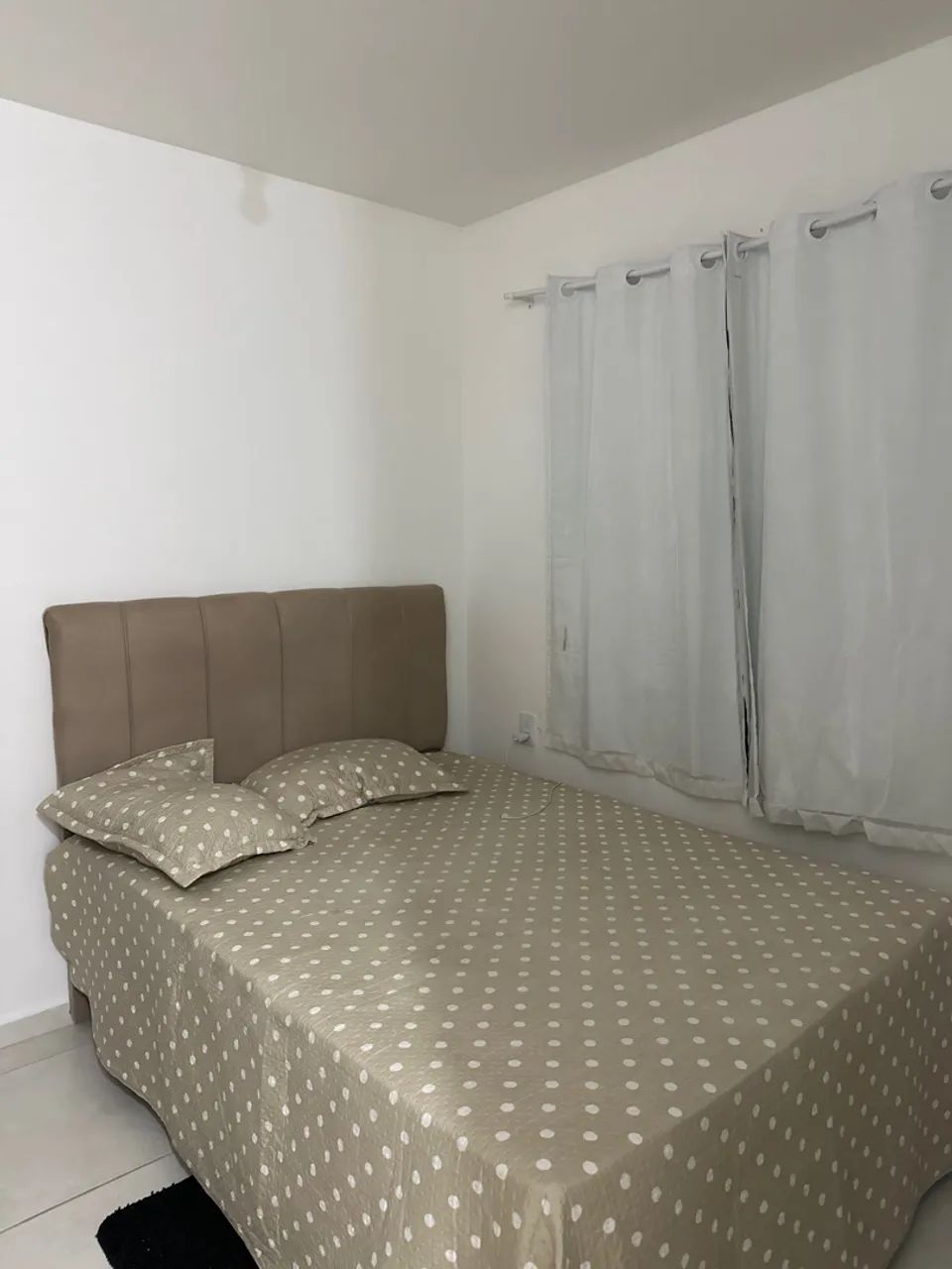 Alugo Quarto mobiliado