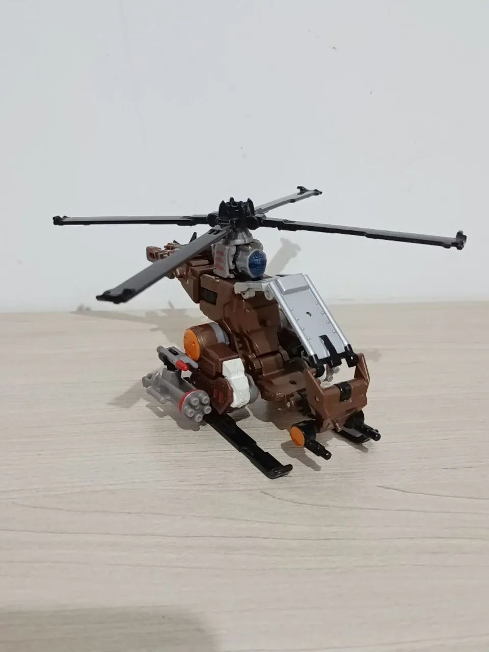Transformers DOTM Human Alliance Whirl  - Foto 3