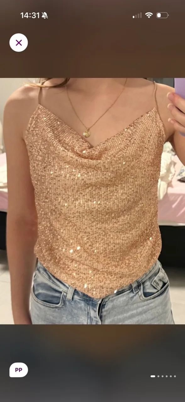 Blusa com brilho paete dourada pp
