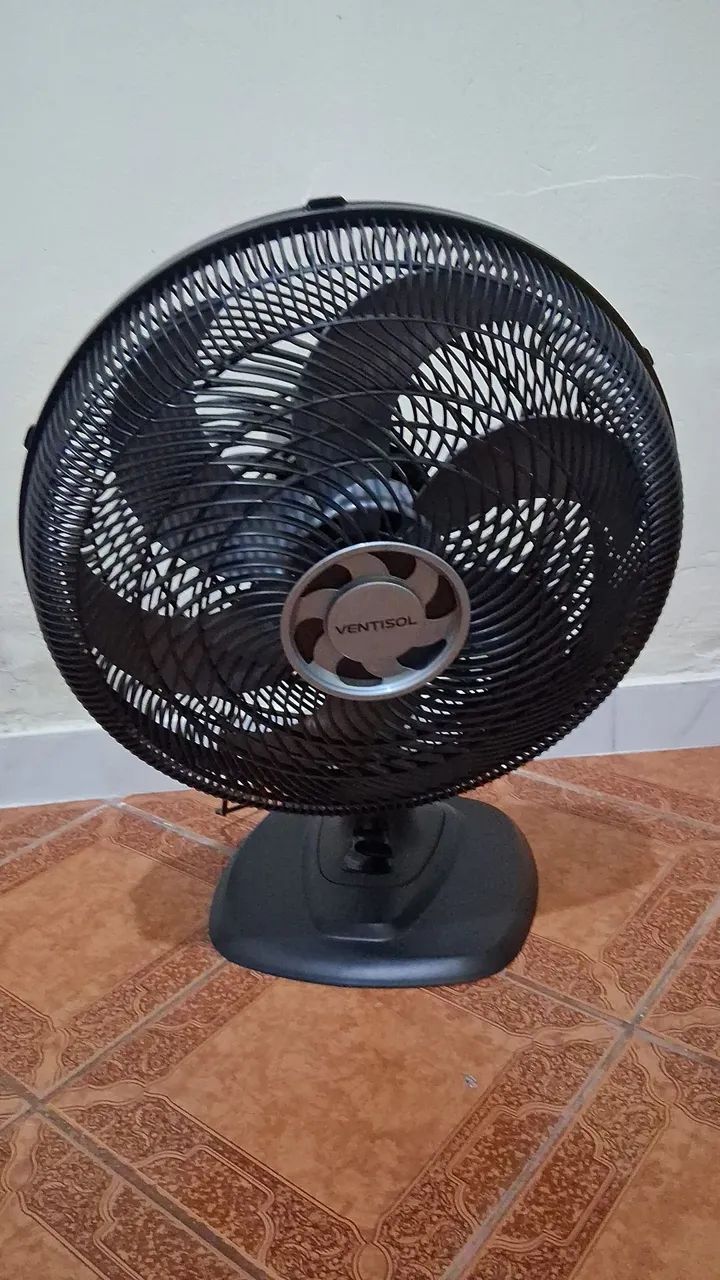 Vendo Ventilador Com Menos De 1 mês De Uso, 220v - Foto 2