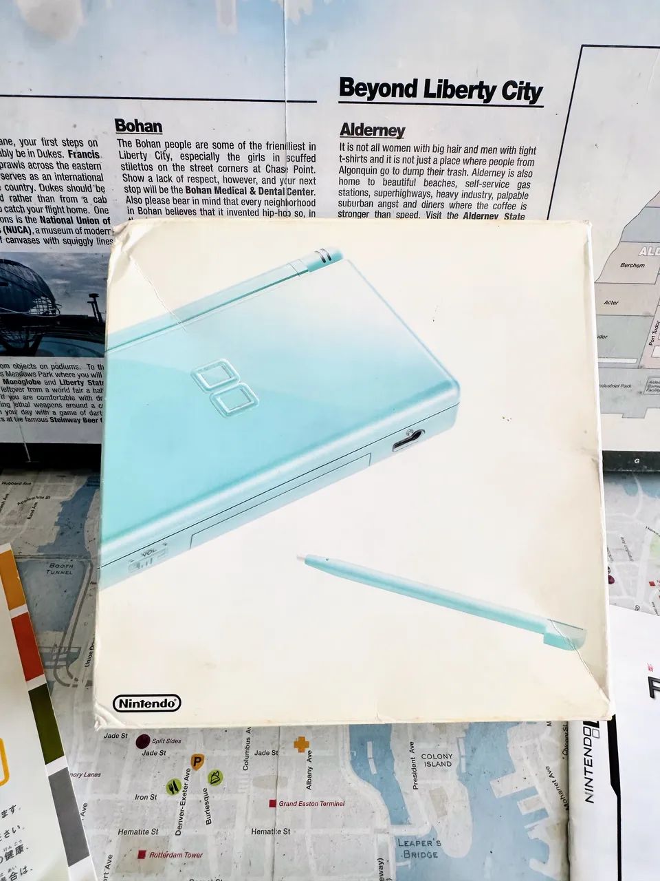 Nintendo DS Lite Ice Blue na caixa. - Foto 4