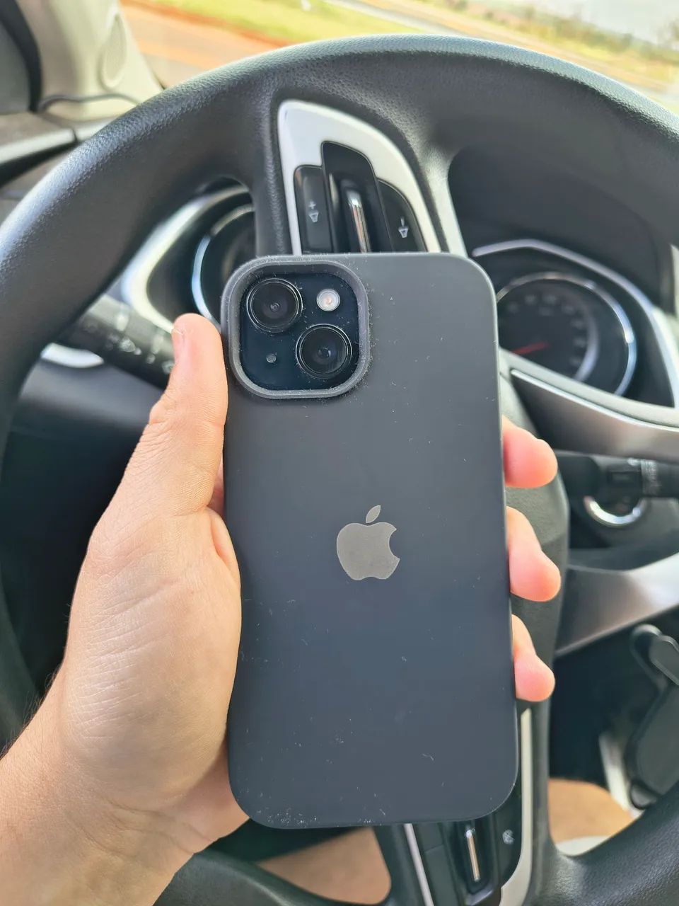 iPhone 15  - Foto 2