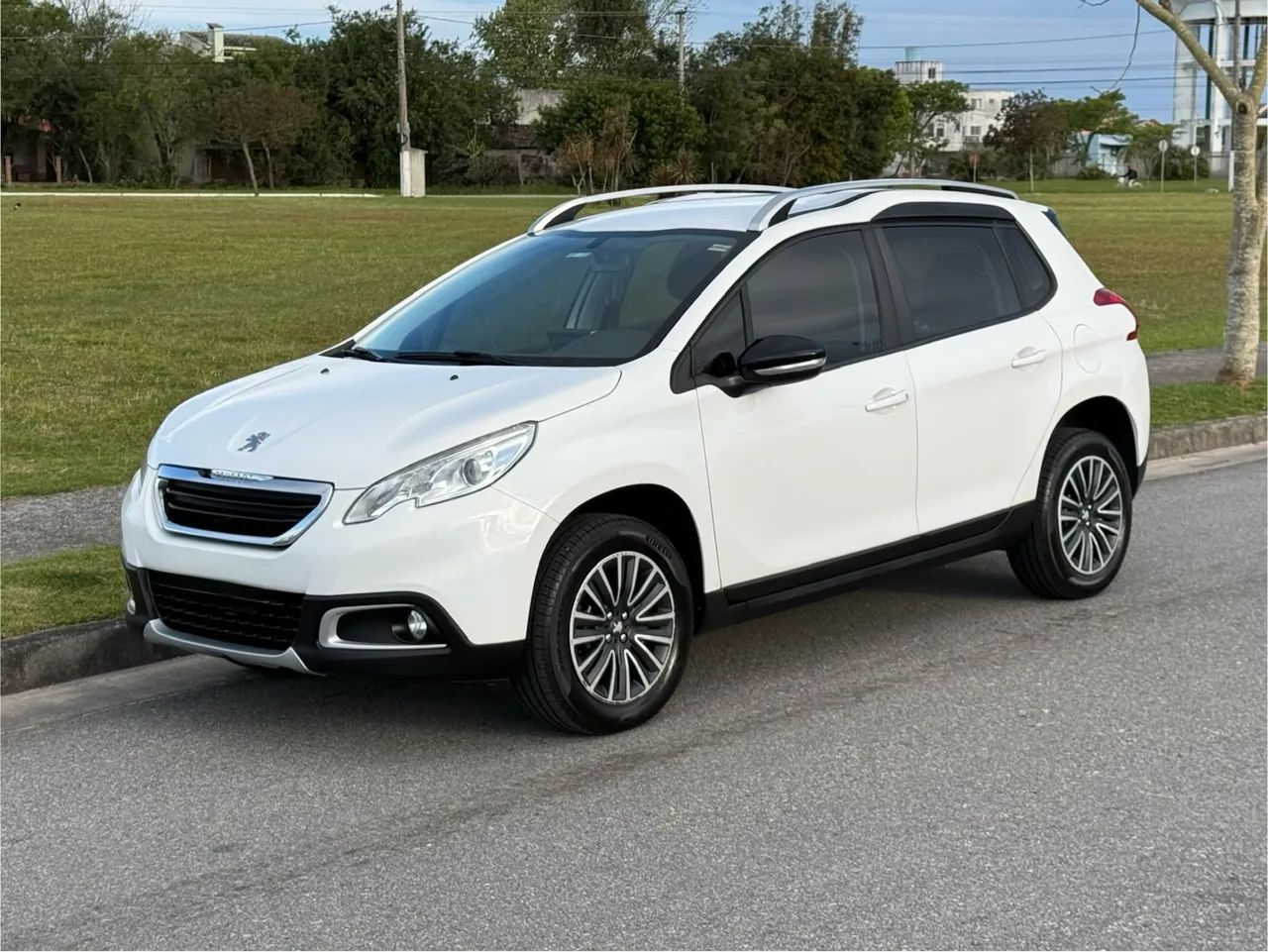 Peugeot 2008 ALLURE 1.6 16V 2019