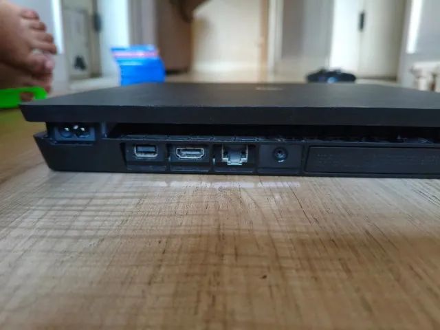 PlayStation PS4 1TB