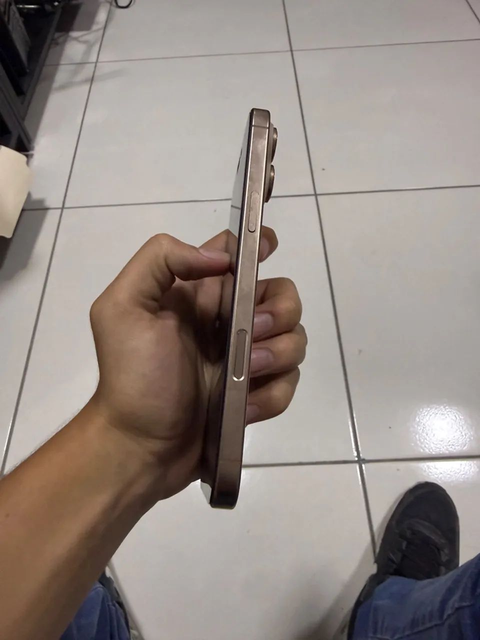 iPhone 16 Pro Max  - Foto 2