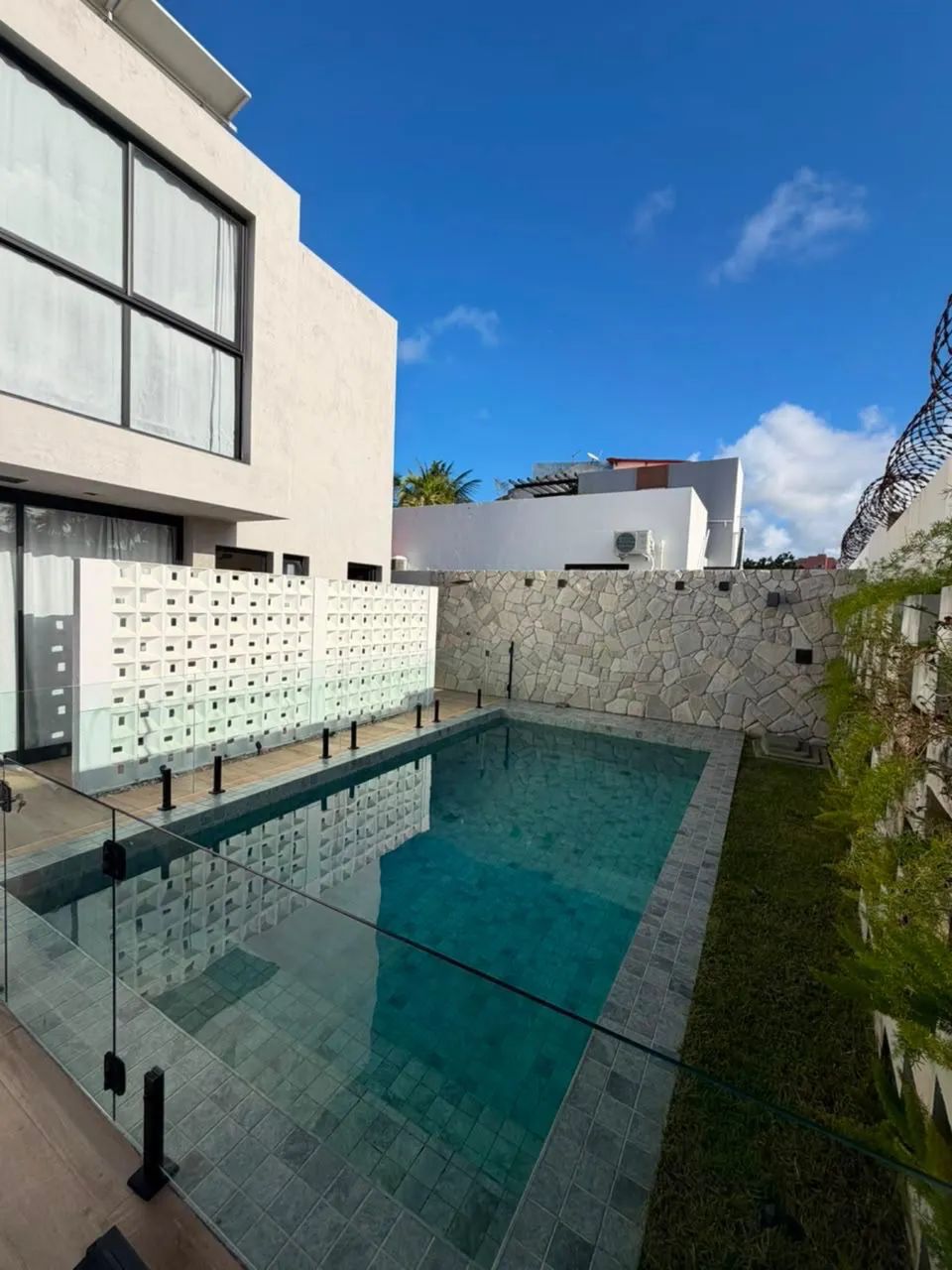 Casa no Portal do Mar - PORTEIRA FECHADA - Foto 3
