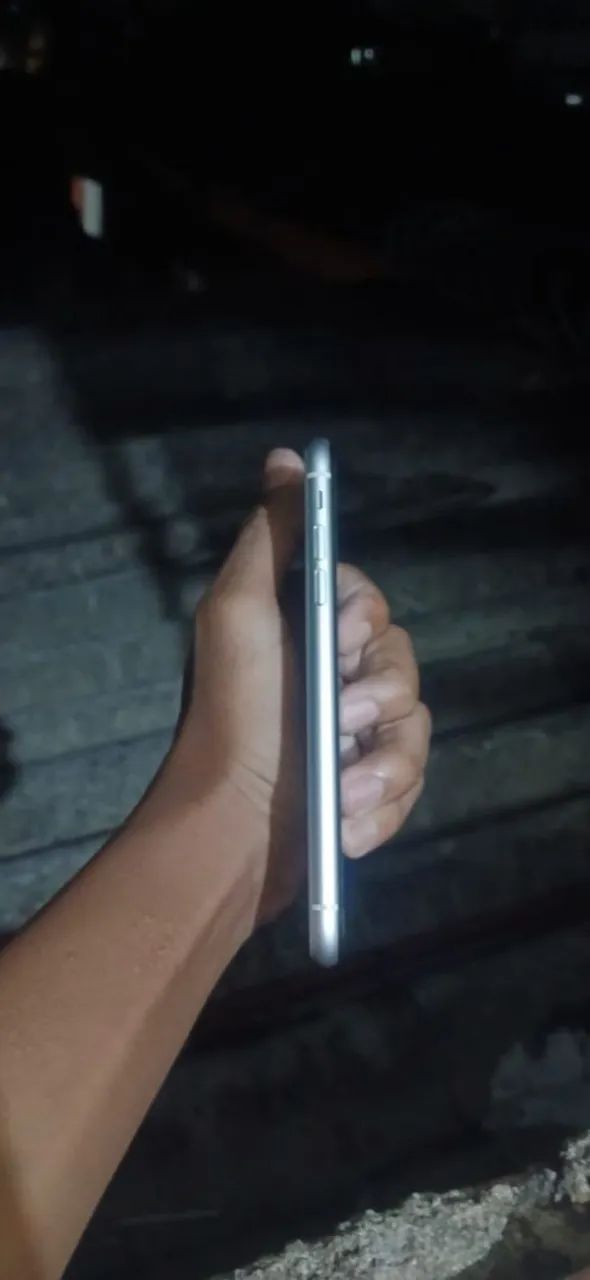Iphone xr 64GB branco  - Foto 3