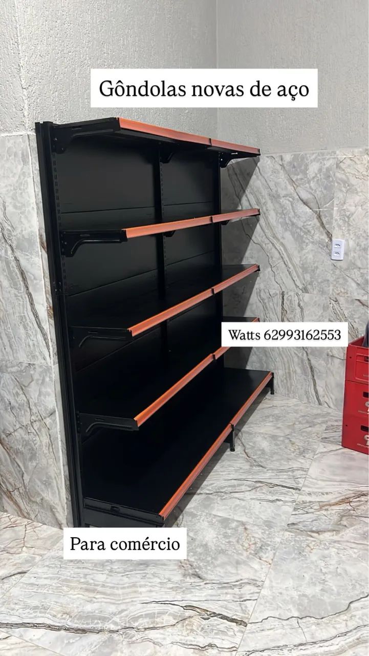 Gôndolas novas de aço 