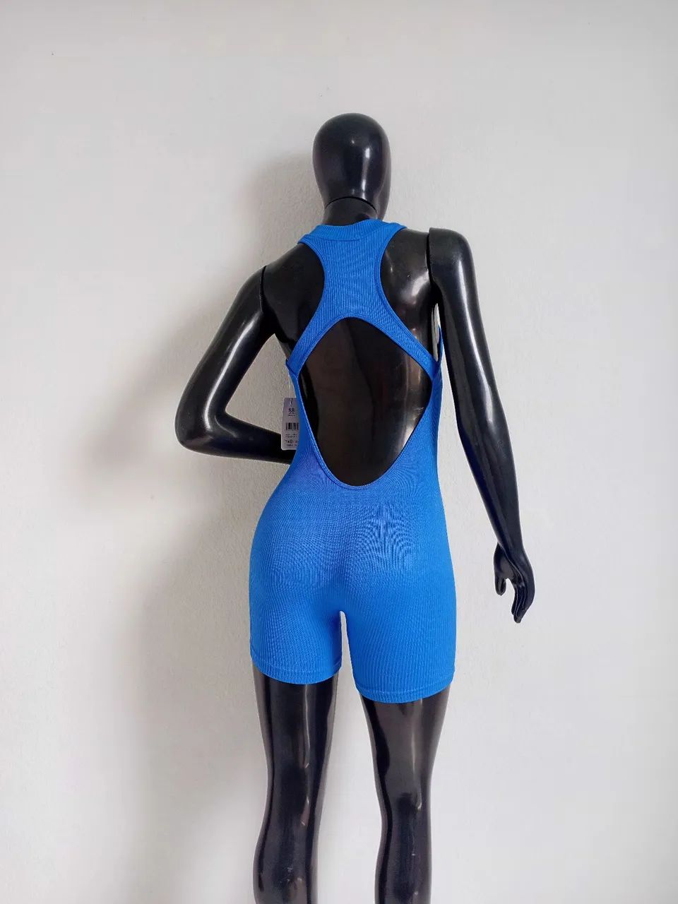 Manequim feminino com base - Foto 2