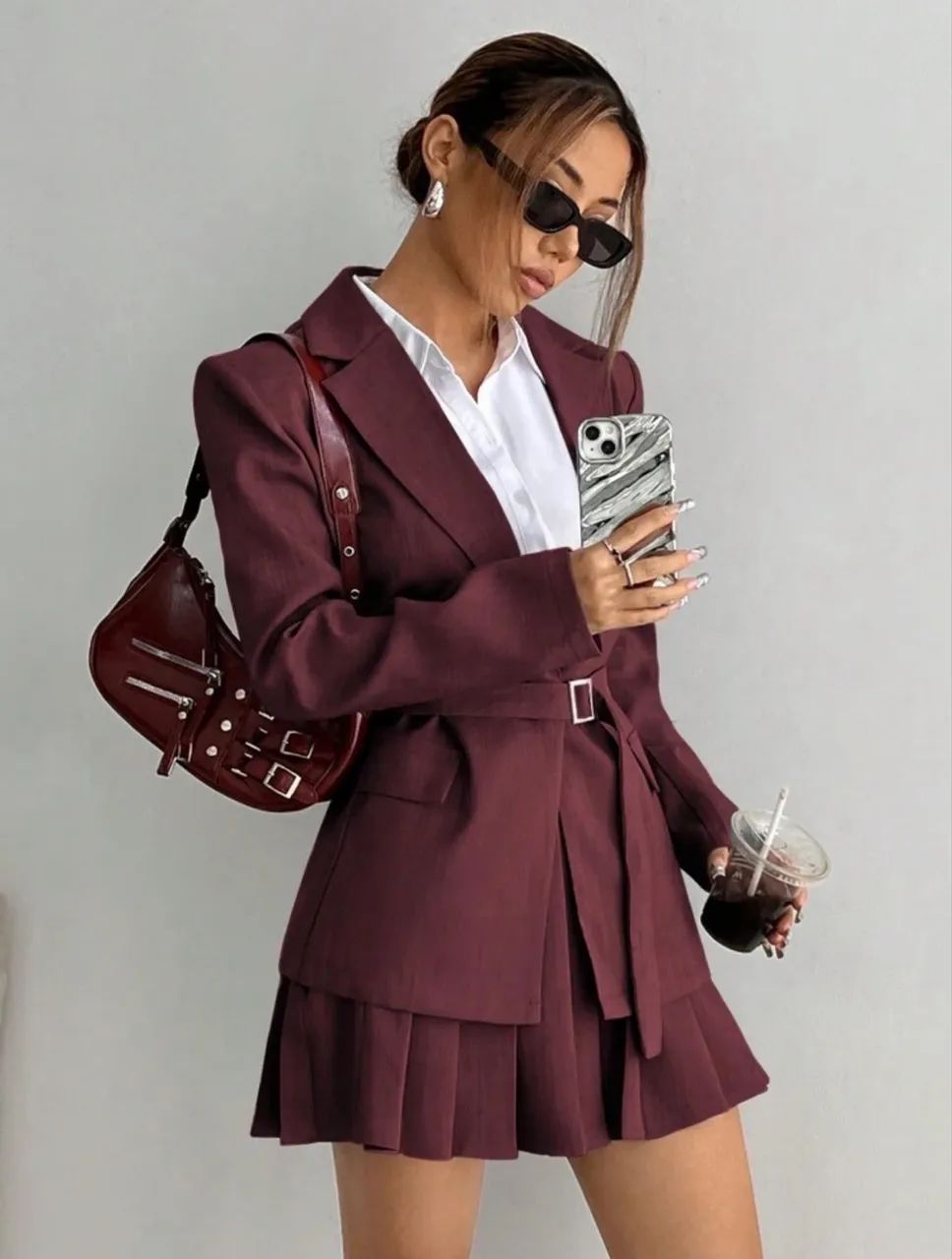Conjunto SHEIN vinho - Blazer e saia TAMANHO P - Foto 3