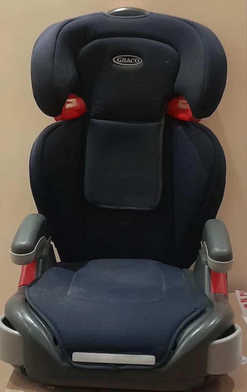 Cadeirinha- assento para auto 