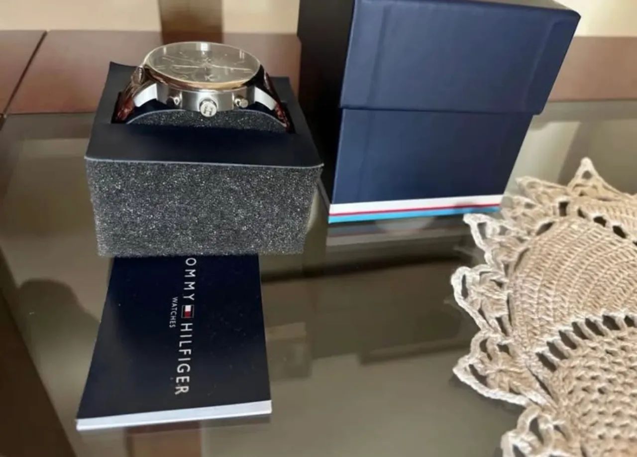Relógio tommy hilfiger azul  - Foto 3