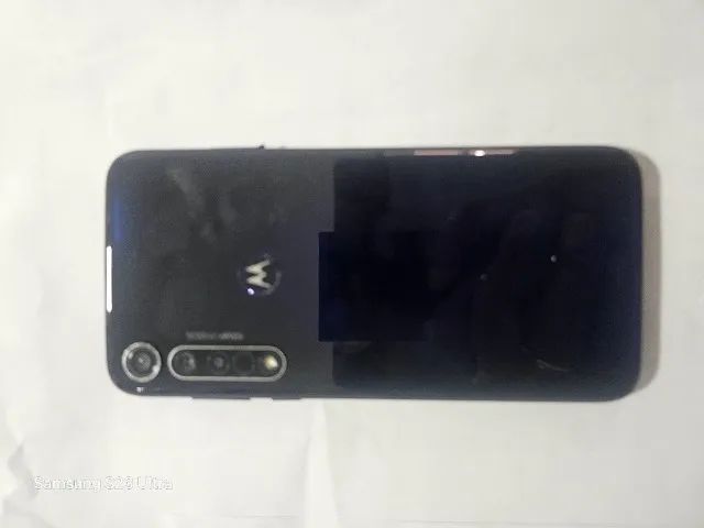 Moto g8 plus 64 gb - Foto 3