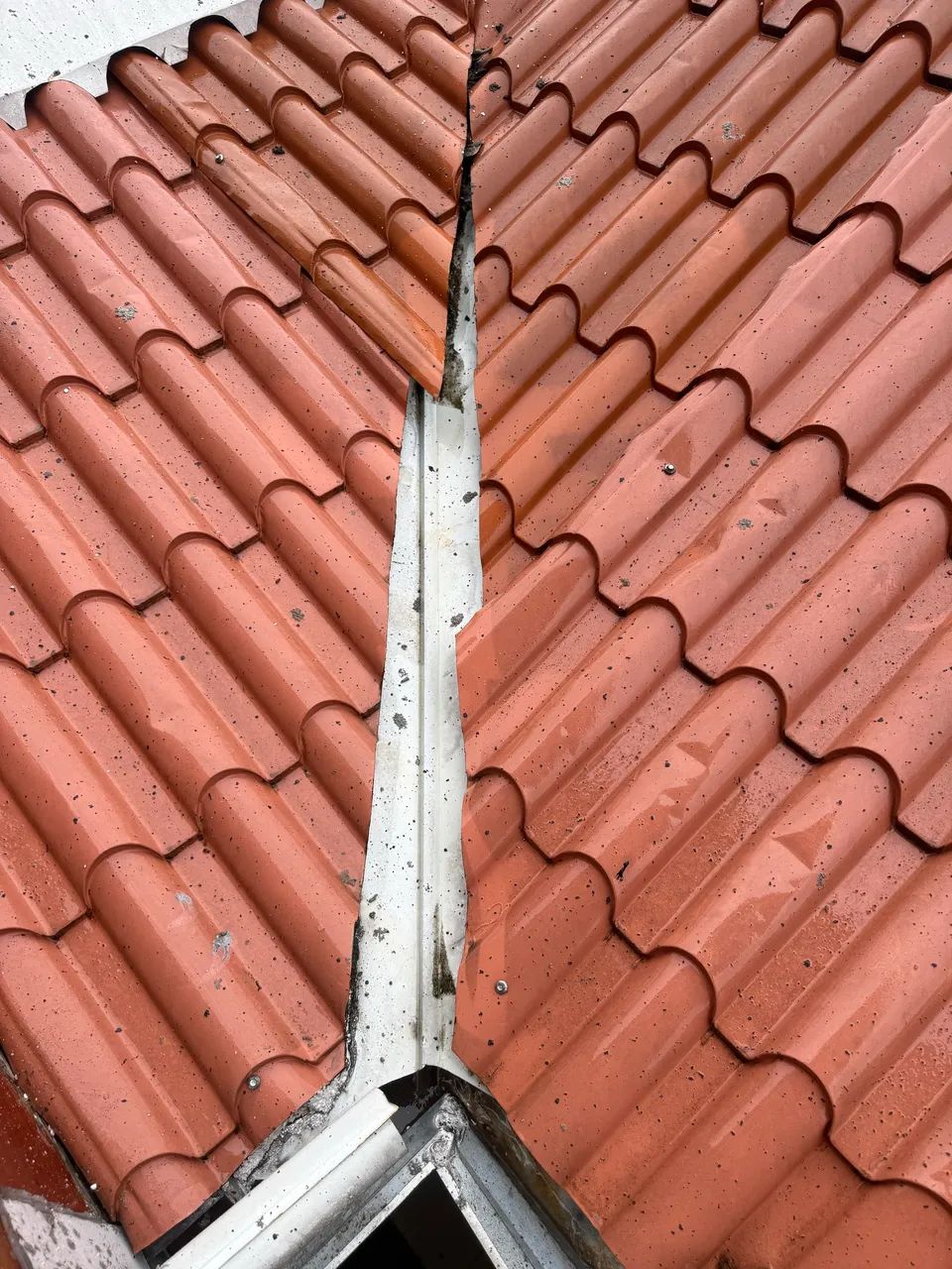 Limpeza de calhas e rufos  - Foto 3