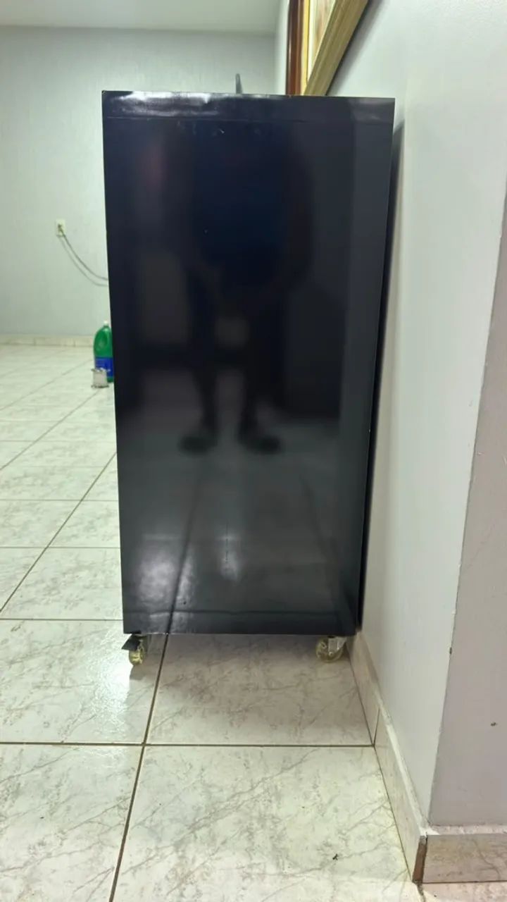 Estante Rack Multiuso com Nichos e Portas de Correr - Foto 4
