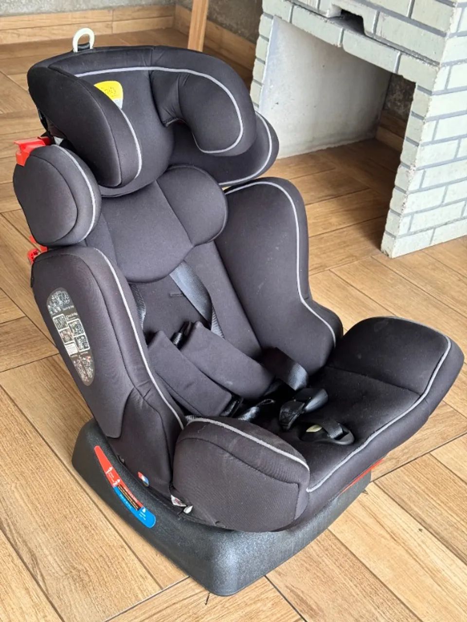 Cadeirinha para Auto Burigotto Infinity (9 a 36kg) - Conservada