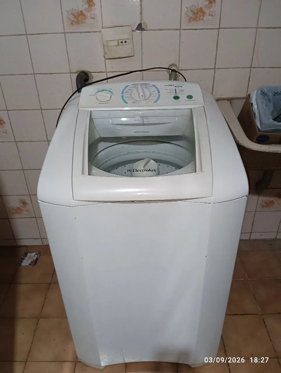 Máquina de lavar Eletrolux LTE09 9kg com defeito simples.