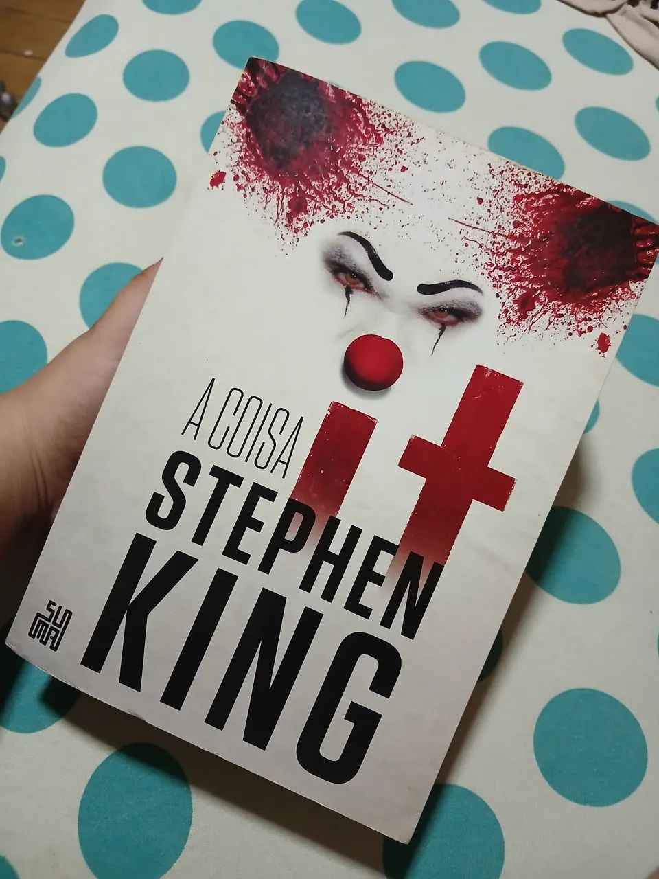 Vende-se livro "IT a coisa" 