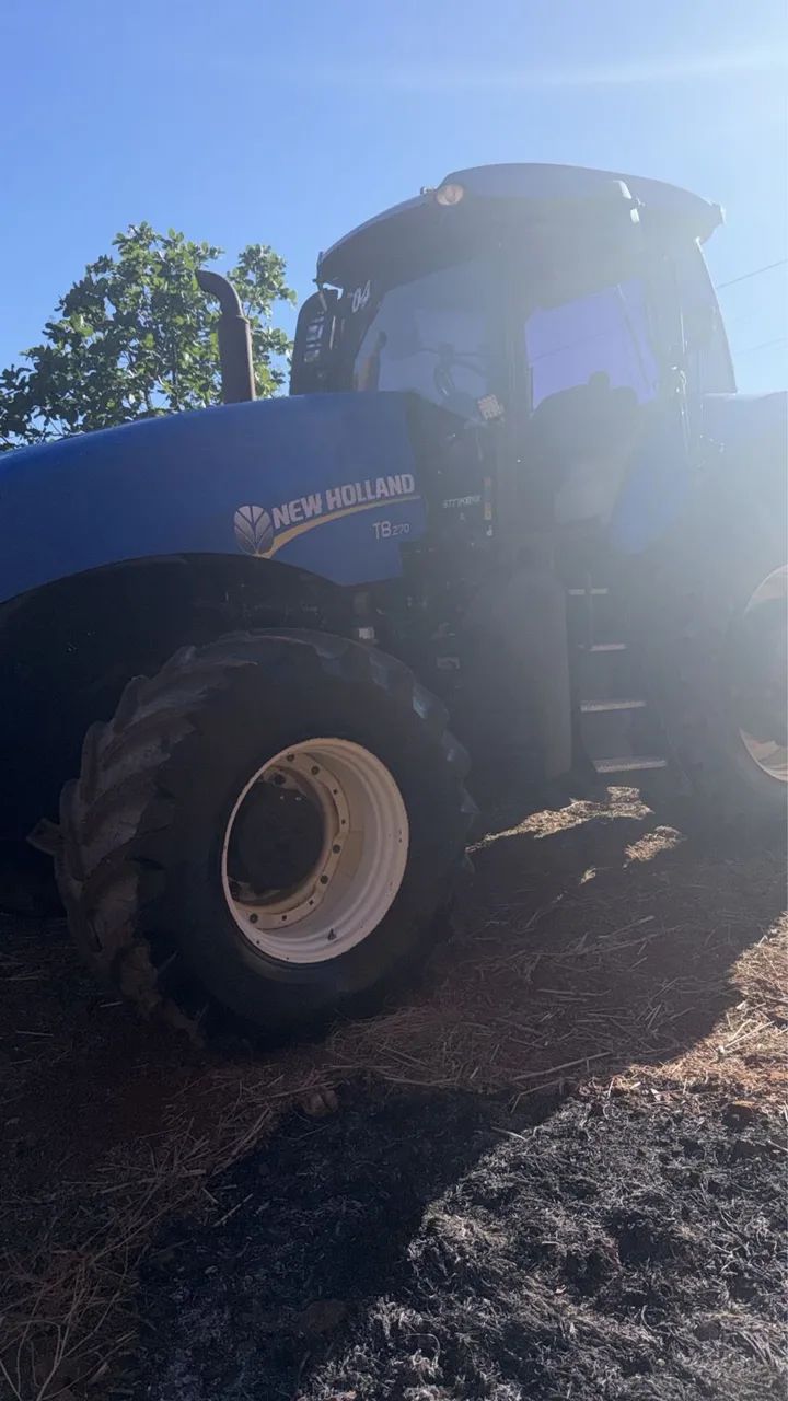 VENDO NEW HOLLAND T8 - Foto 5