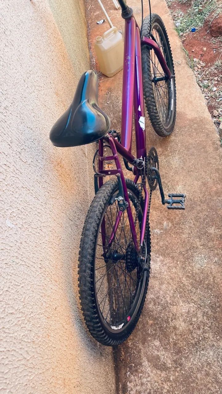 Bicicleta  aro 24 - Foto 2