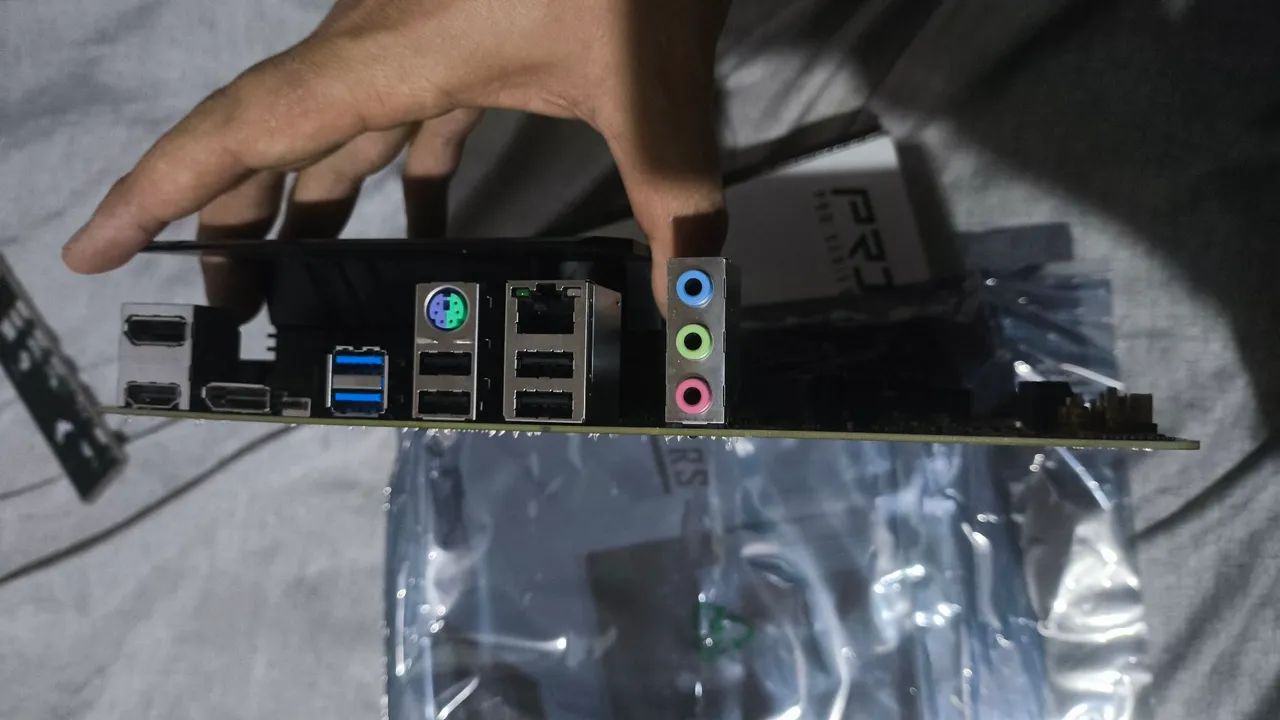 Placa Mae Asus TUF Gaming A620M-PLUS - Foto 2