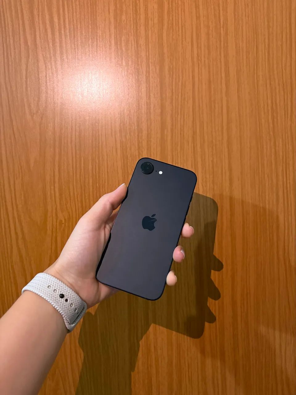 iPhone 16E - Foto 2