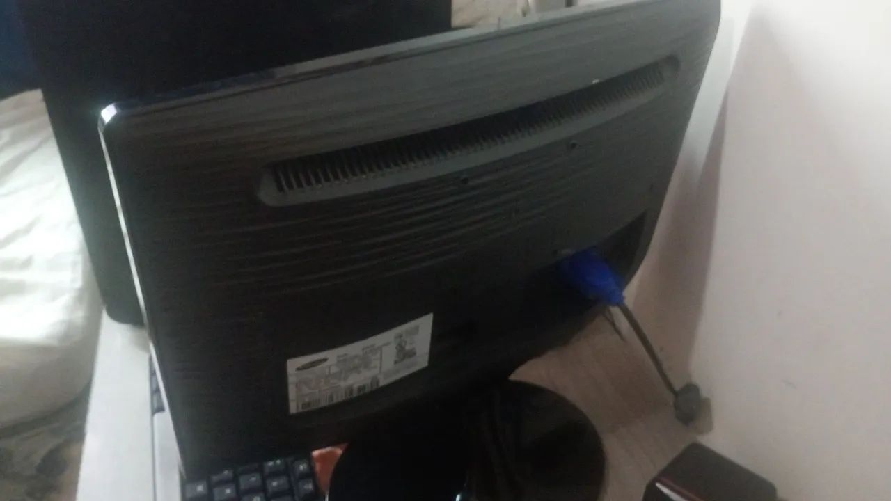 Monitor LCD SAMSUNG  - Foto 2