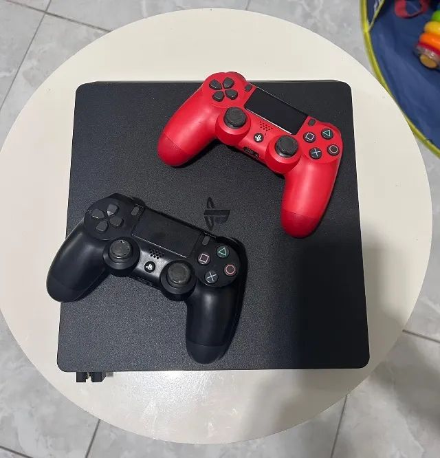 PlayStation 4 Slim