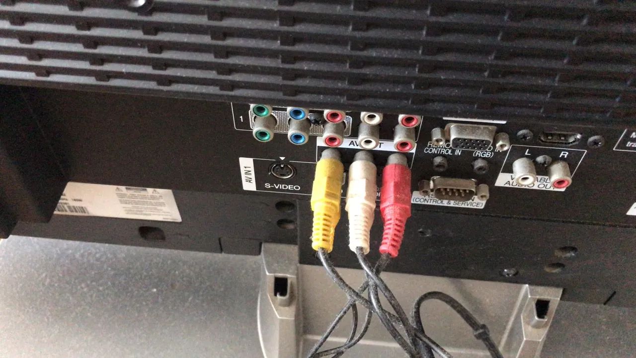 TV LG 33LC3R - Foto 4