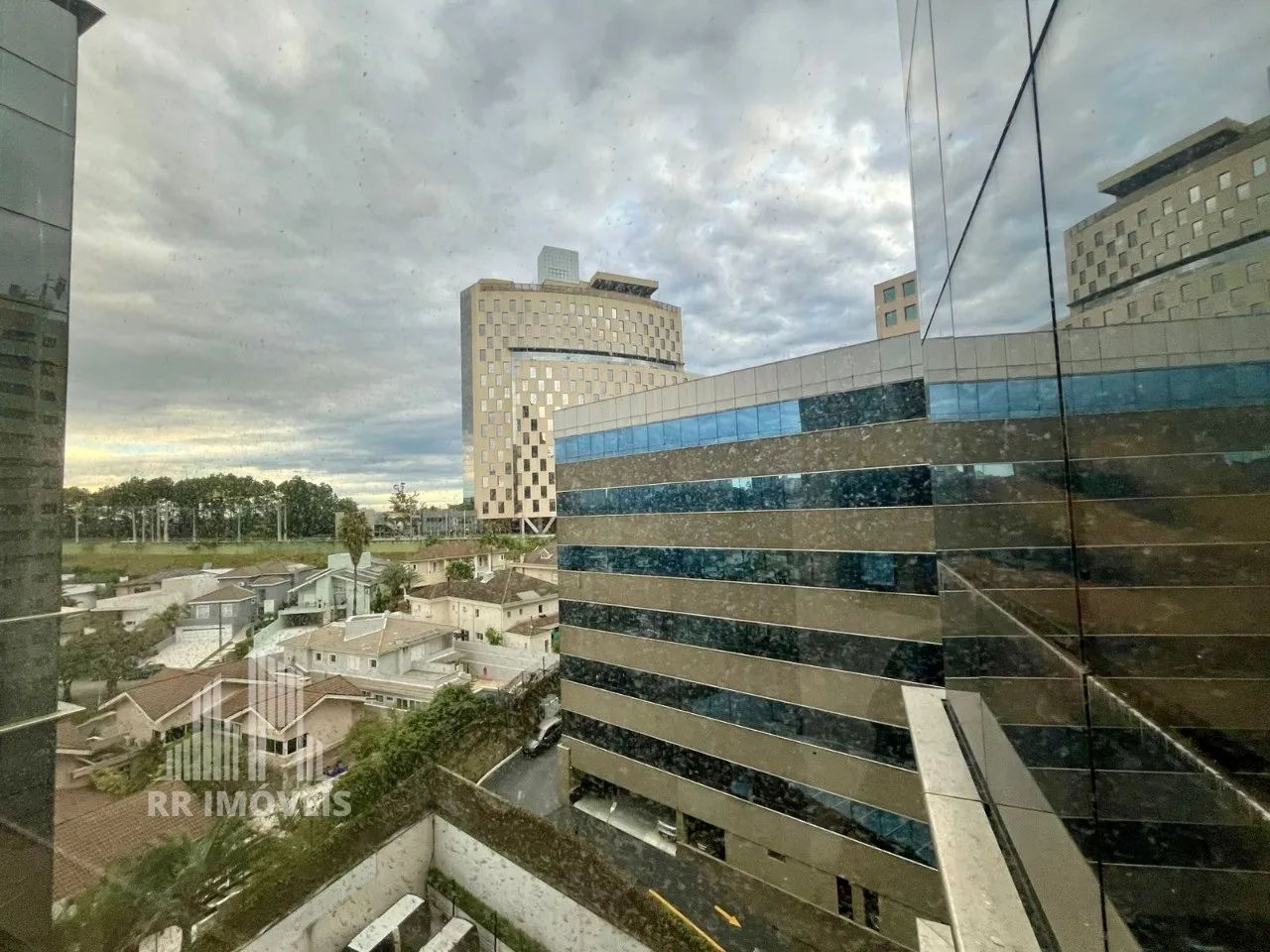 RR8000 Sala Comercial 70m² EDIFÍCIO TREND TOWER - OPORTUNIDADE - 1 Vaga de Garagem - Barue - Foto 3
