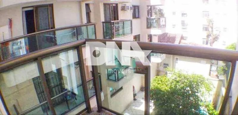 Apartamento - / Residencial / Lagoa