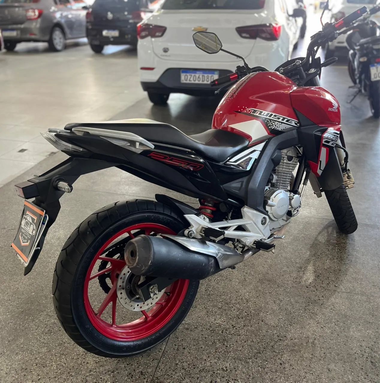 HONDA CB 250F  - Foto 3