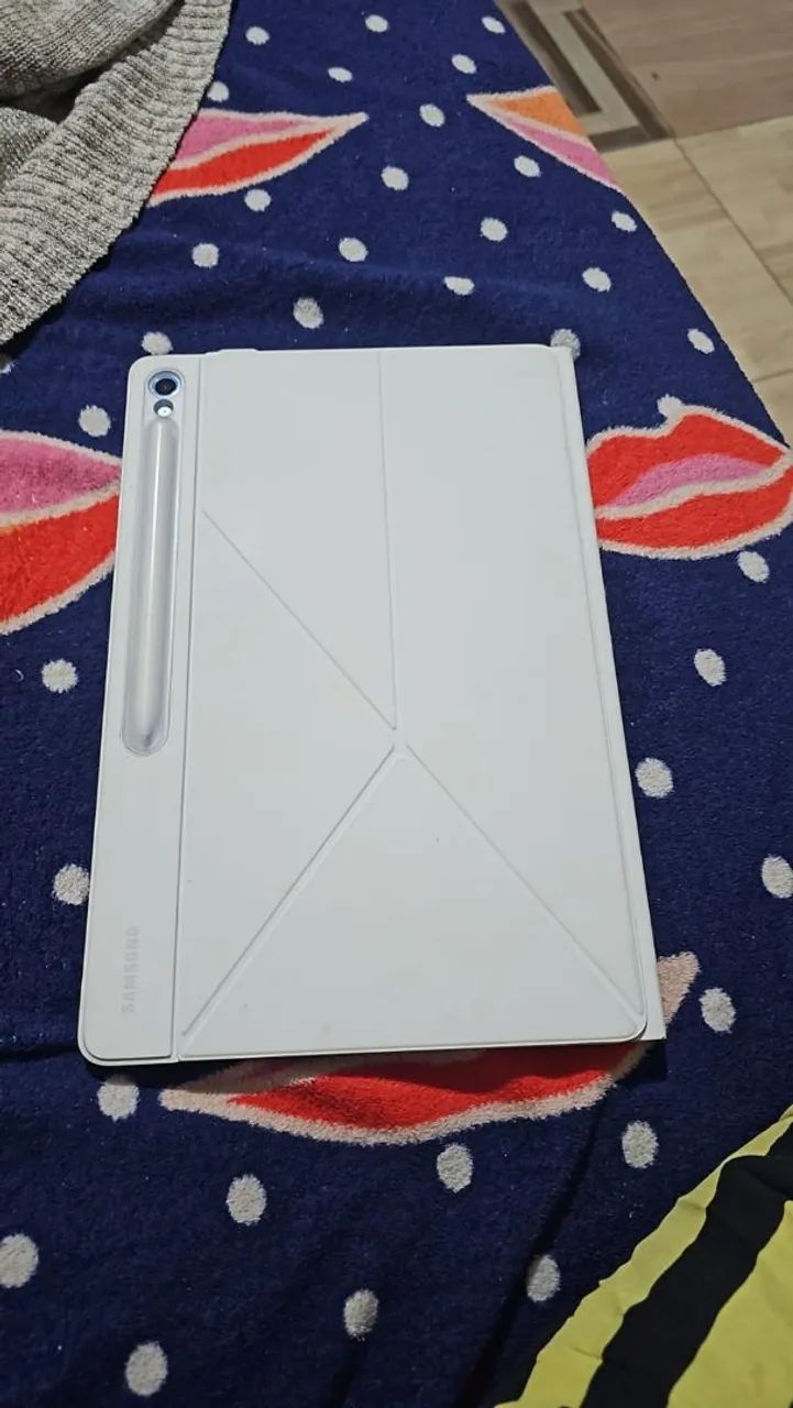 Samsung tablet S10 FE +