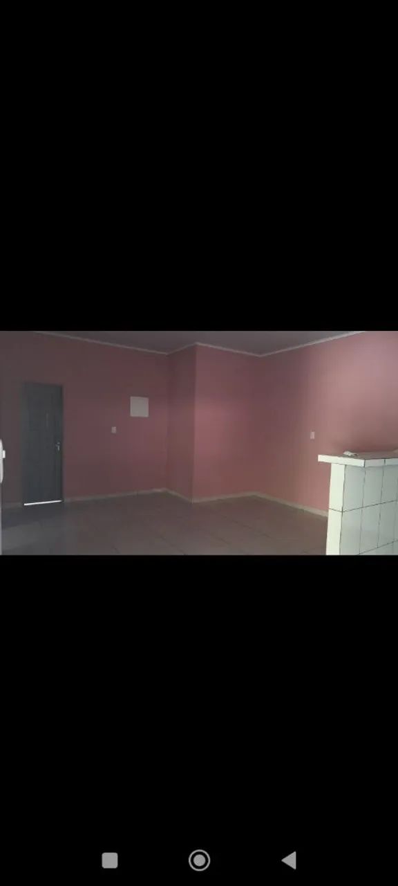Aluga-se apartamento com dois quartos. Sala cozinha americana.Murado. Portão eletrônico. - Foto 5