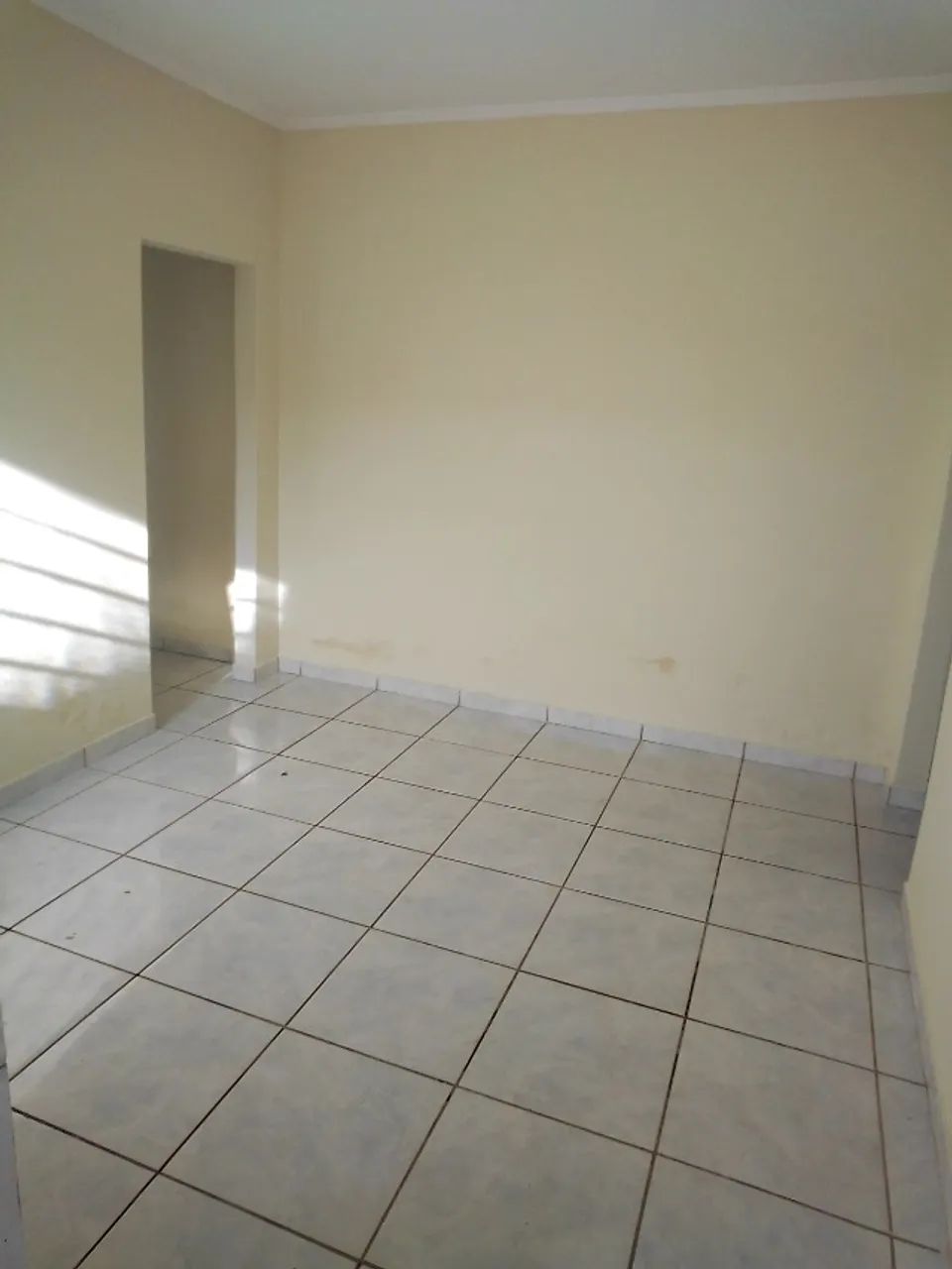 Parque Industrial, 1 dormitório, garagem, R$:600,00 - Foto 3
