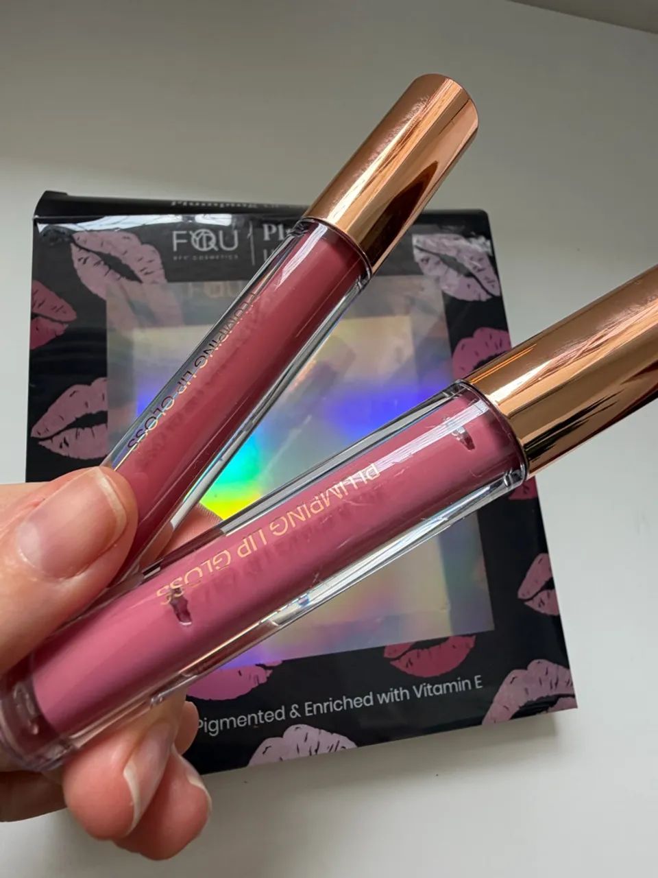 Kit com 2 Gloss Efeito Plumping  - Volume e Hidratação com Vitamina E - novos! - Foto 5