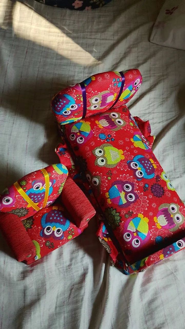 Poltrona e cama de brinquedos estampa coruja
