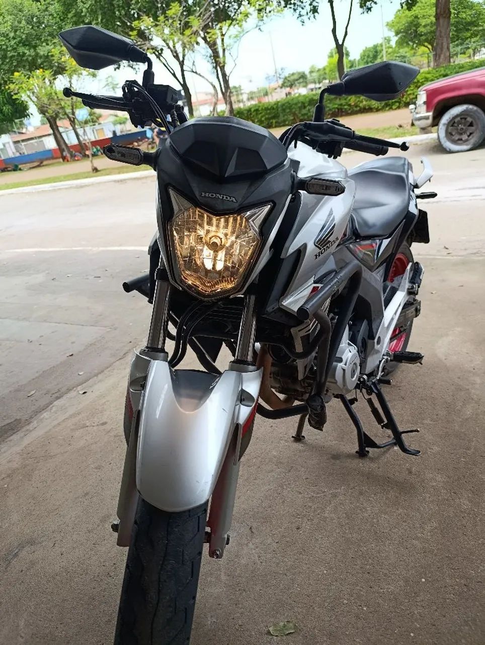 Twister CB250F  - Foto 4