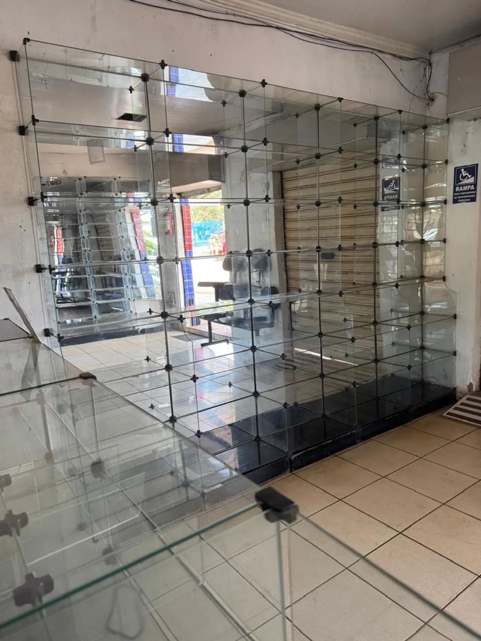 Vitrine de vidro para farmácia  - Foto 4