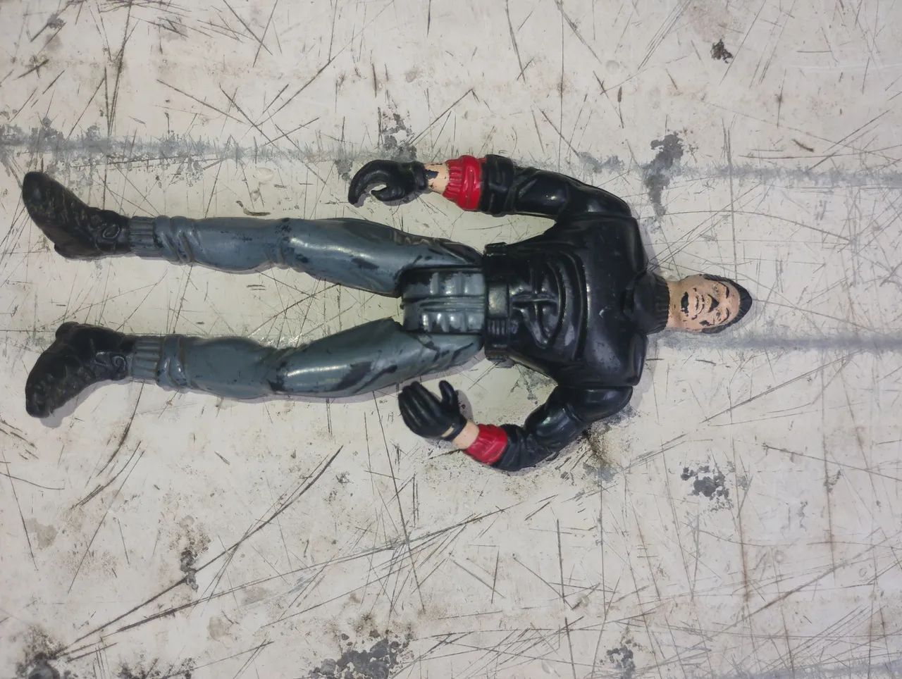 Vendo um boneco antigo do Batman do ano de 1995 - Foto 4