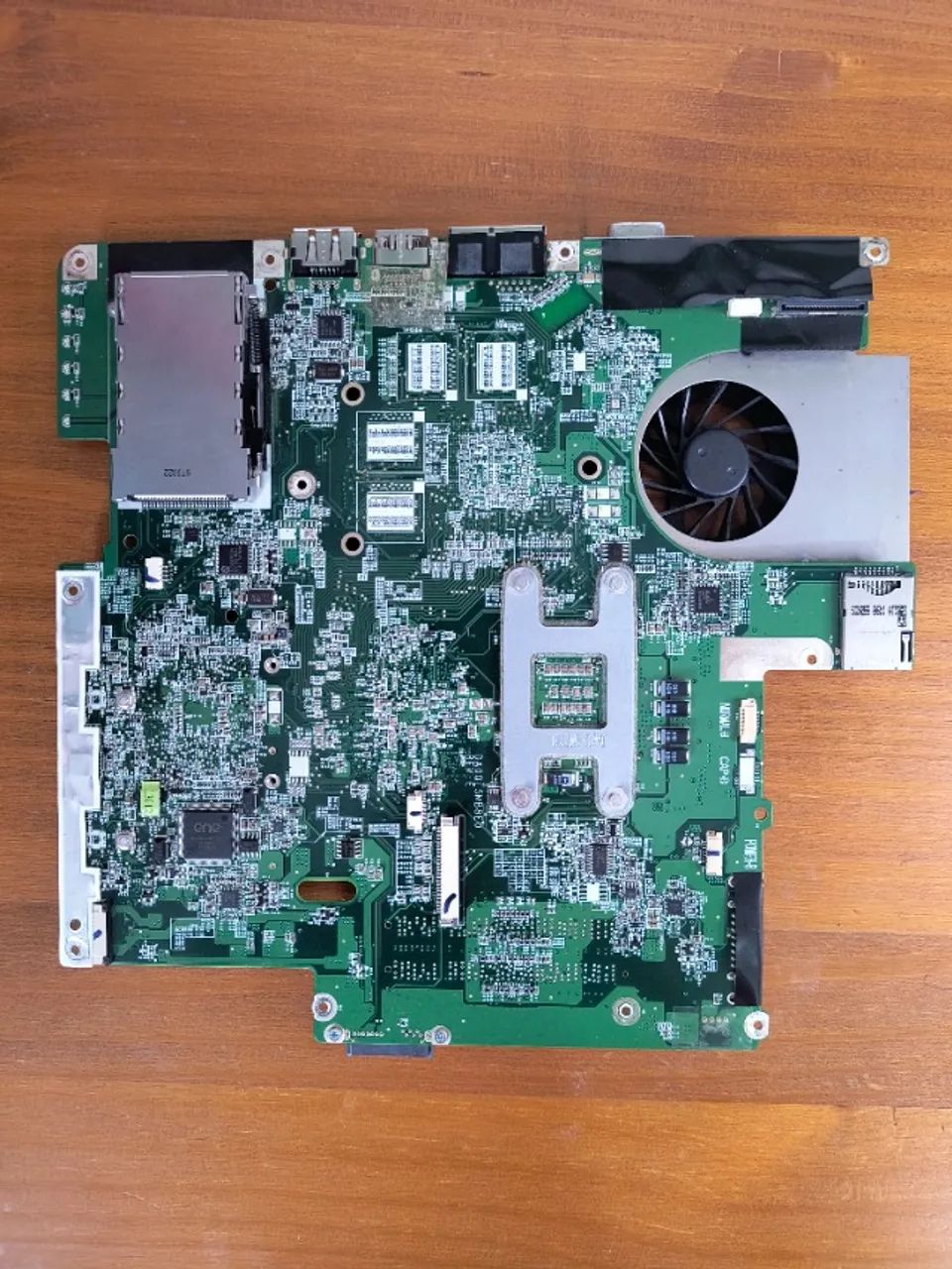  PLACA-MÃE NOTEBOOK LG R58 - DA0QLGMB8E0 REV. E - Foto 2