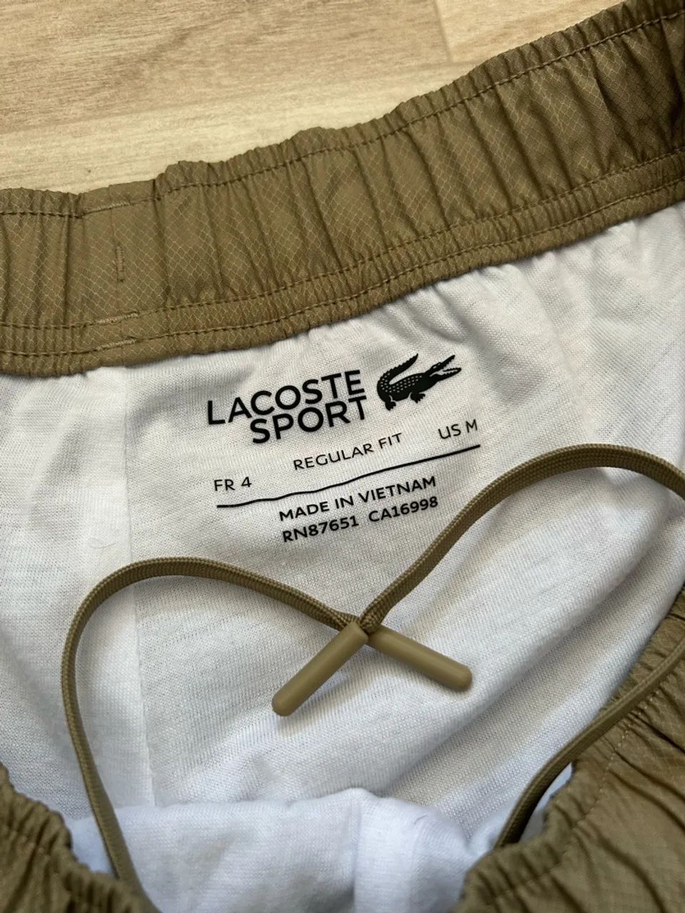 Bermuda Lacoste Sport - Foto 3
