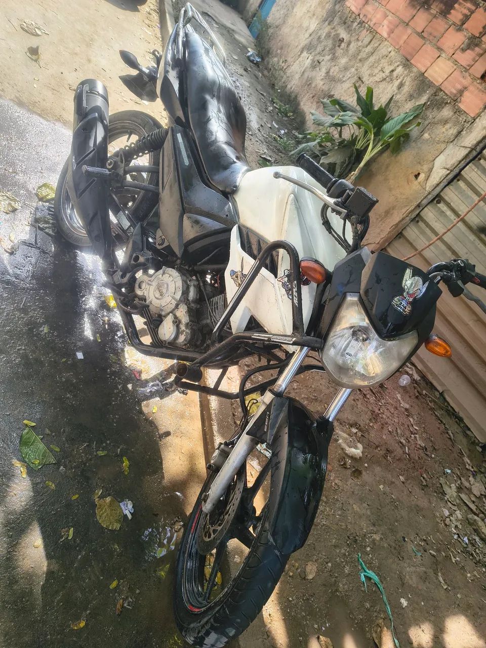 Vendo moto tem documento